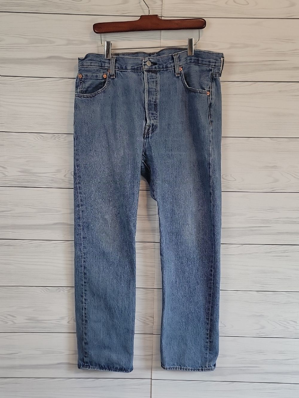 Levi's 501 Blue Denim Jeans Button-Fly Straight Leg Cotton Mens Size 36 X 32